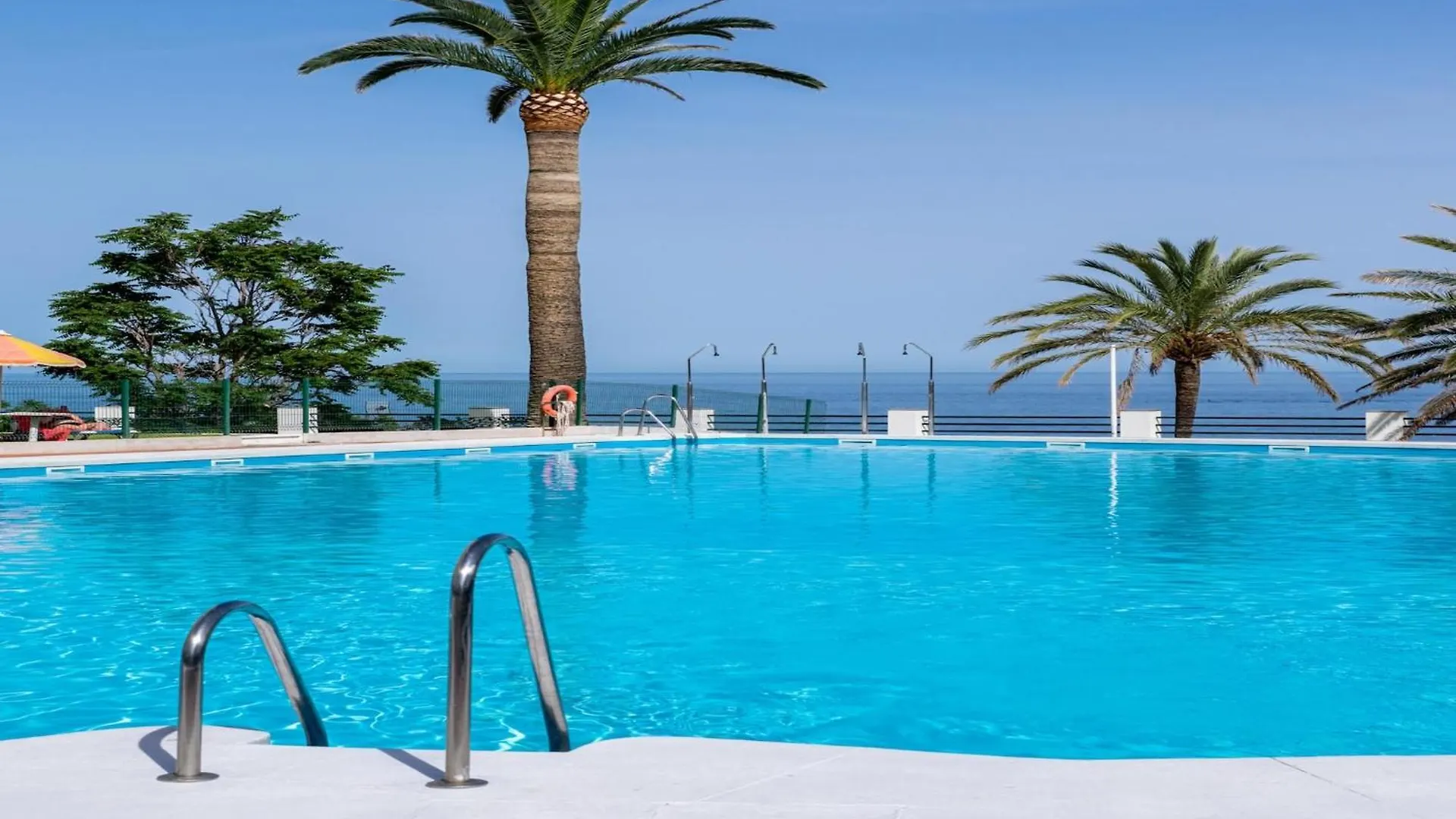 Apartment In Costa Del Sol With Sea Views 토레몰리노스